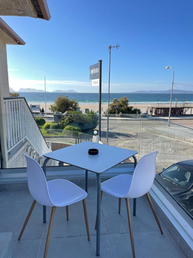 Hostal Montevideo Beachfront Nigrán Zewnętrze zdjęcie