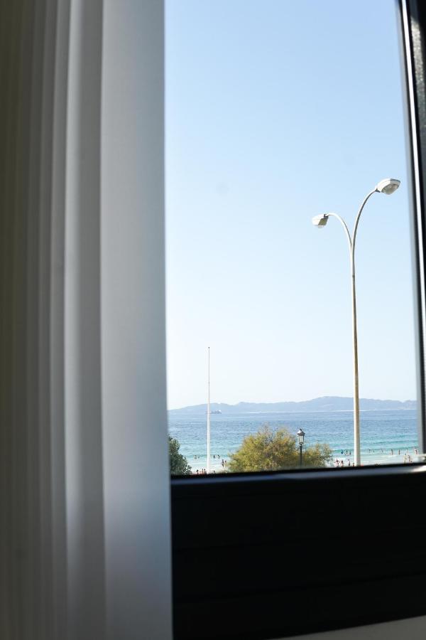 Hostal Montevideo Beachfront Nigrán Zewnętrze zdjęcie
