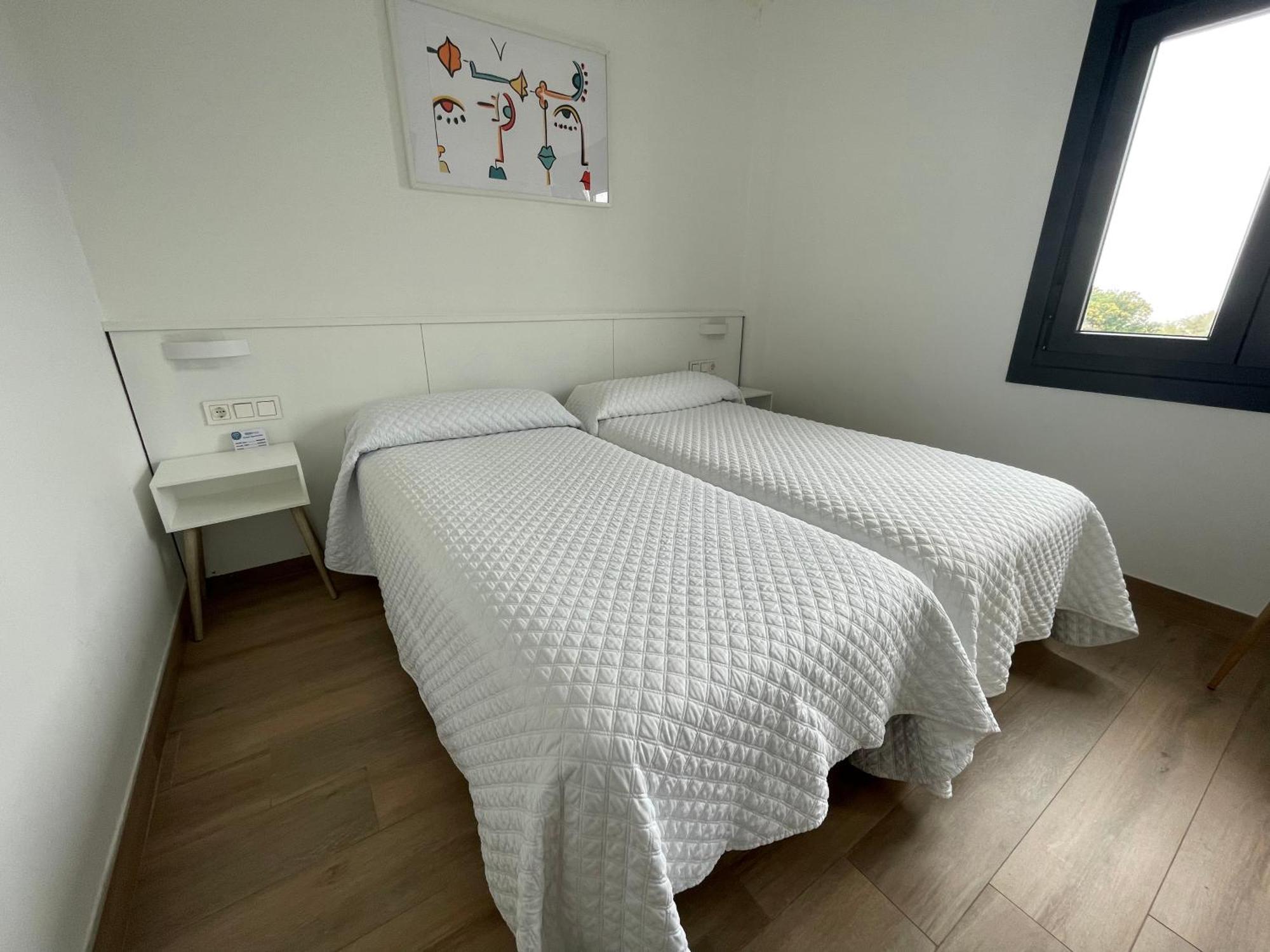 Hostal Montevideo Beachfront Nigrán Zewnętrze zdjęcie